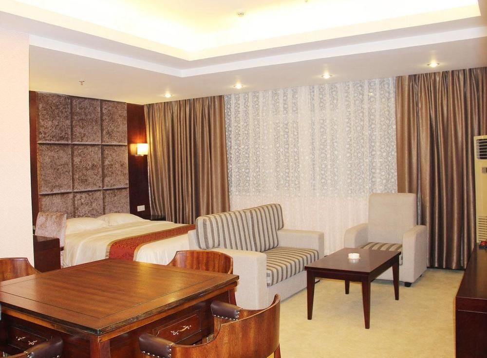 Chengdu Ronghome Hotel Esterno foto